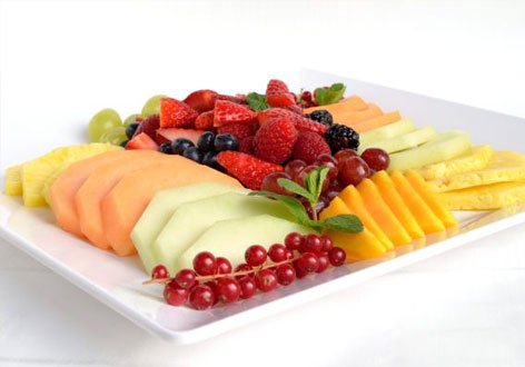 Seasonal Sliced Fruits
